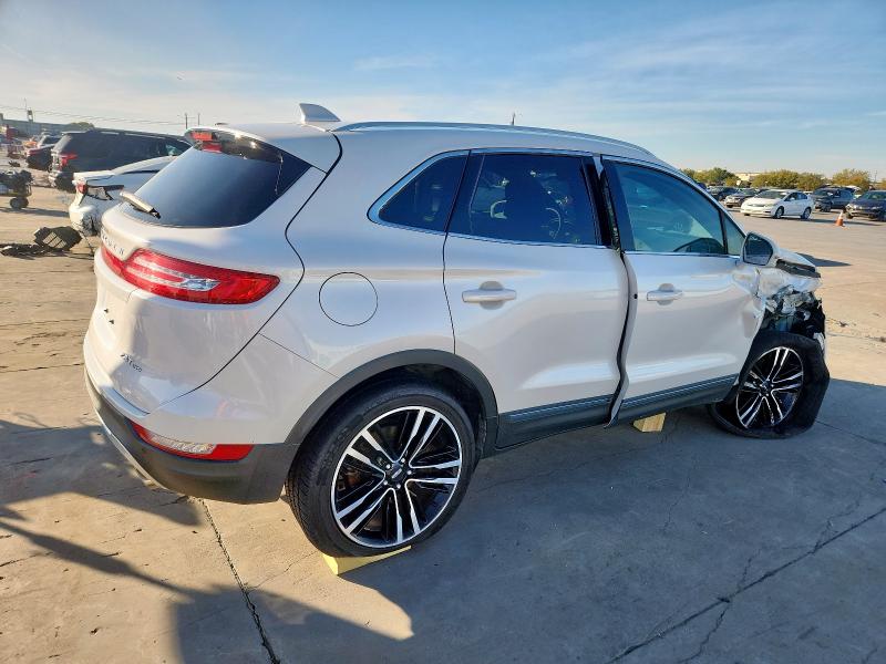 Photo 3 from auction – 2017 LINCOLN MKC RESERV with VIN 5LMTJ3DH1HUL12773