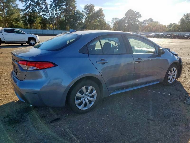 Photo 3 from auction – 2020 TOYOTA COROLLA LE with VIN 5YFEPRAE5LP047972