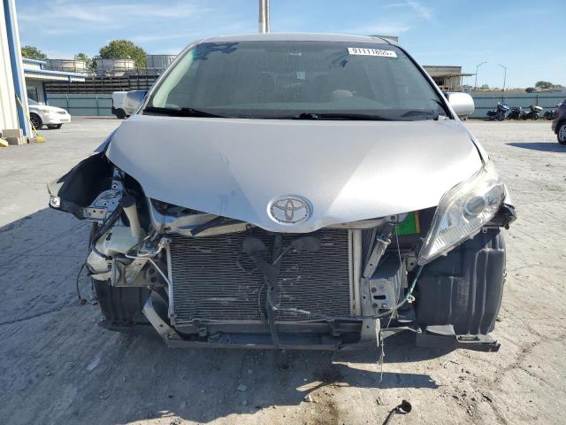 Photo 5 from auction – 2012 TOYOTA SIENNA LE with VIN 5TDKK3DC6CS243404