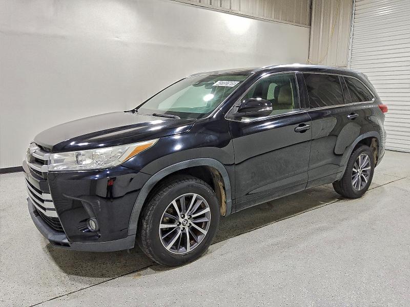 TOYOTA HIGHLANDER 2017 with VIN 5TDKZRFH4HS510392 - Photo from auction