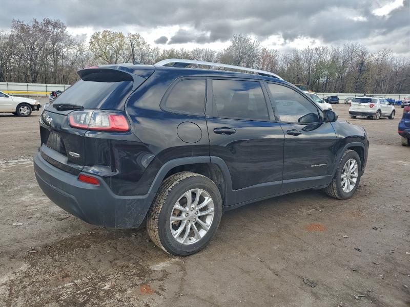 Photo 3 from auction – 2020 JEEP CHEROKEE L with VIN 1C4PJLCBXLD556050