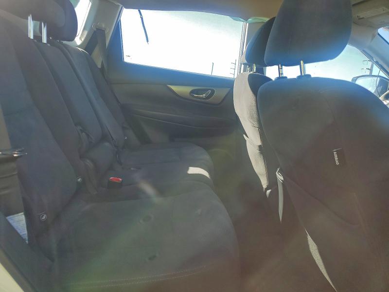 Photo 11 from auction – 2016 NISSAN ROGUE S with VIN KNMAT2MT7GP641577