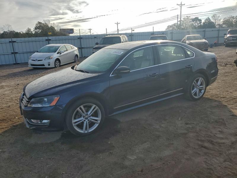 VOLKSWAGEN PASSAT SEL 2015 with VIN 1VWCV7A33FC067888 - Photo from auction