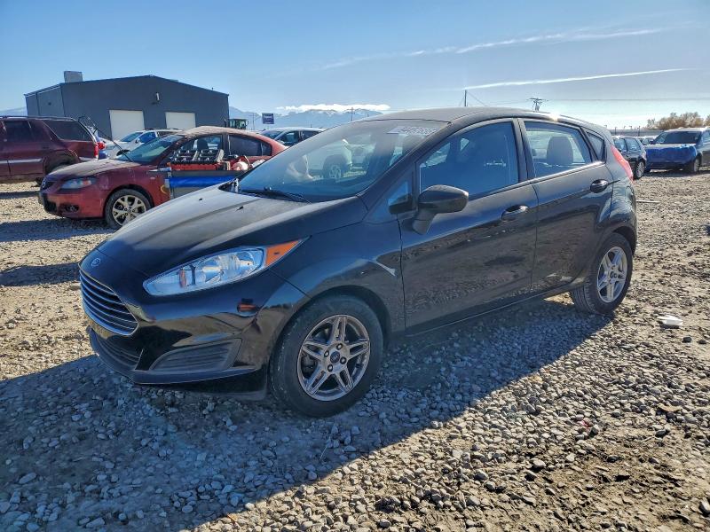 FORD FIESTA SE 2018 with VIN 3FADP4EJ9JM140493 - Photo from auction