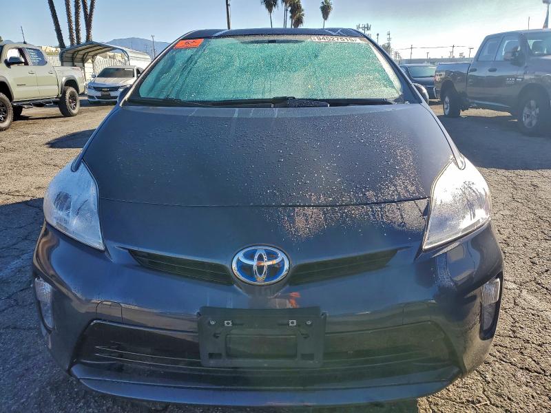 Photo 5 from auction – 2014 TOYOTA PRIUS with VIN JTDKN3DU1E1832862