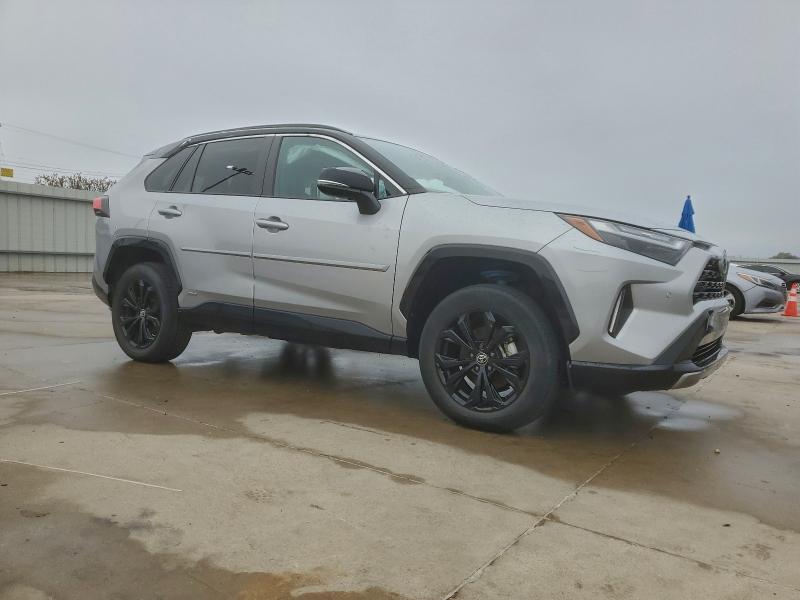 Photo 4 from auction – 2022 TOYOTA RAV4 XSE with VIN 4T3E6RFVXNU088554