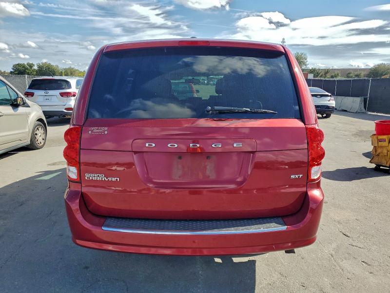 Photo 6 from auction – 2014 DODGE GRAND CARA with VIN 2C4RDGCGXER173759