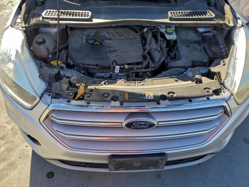 Photo 11 from auction – 2018 FORD ESCAPE SE with VIN 1FMCU0GD5JUA22060