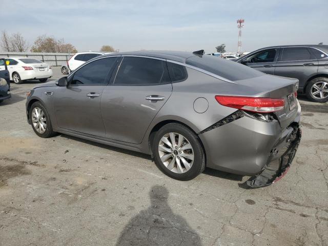 Foto 2 de la subasta – 2016 KIA OPTIMA EX con VIN 5XXGU4L35GG004103