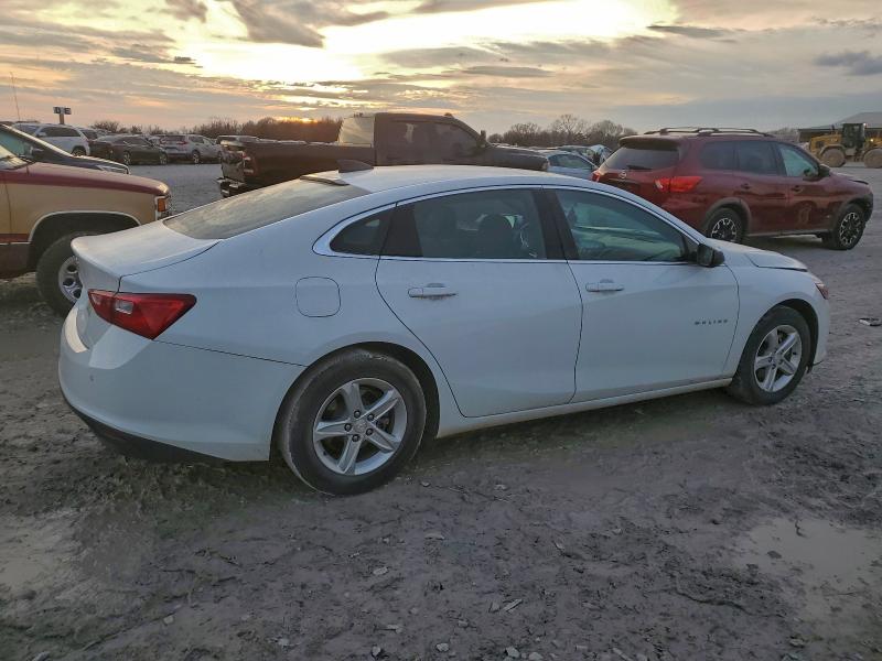 Photo 3 from auction – 2022 CHEVROLET MALIBU LS with VIN 1G1ZC5ST2NF144892