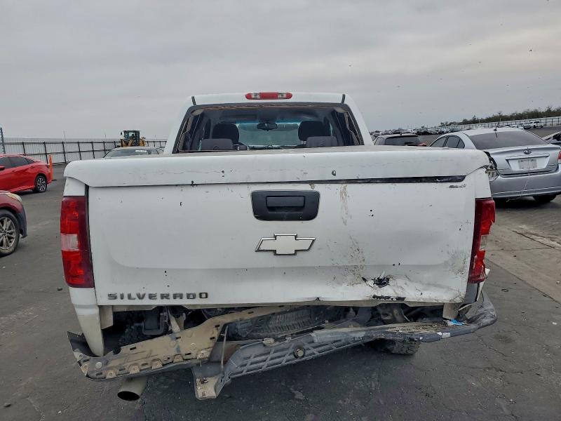 Photo 6 from auction – 2007 CHEVROLET SILVERADO with VIN 3GCEC13C17G536728