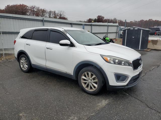 Photo 4 from auction – 2016 KIA SORENTO LX with VIN 5XYPGDA54GG043871