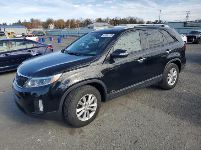 KIA SORENTO LX 2015 with VIN 5XYKTDA73FG609346 - Photo from auction