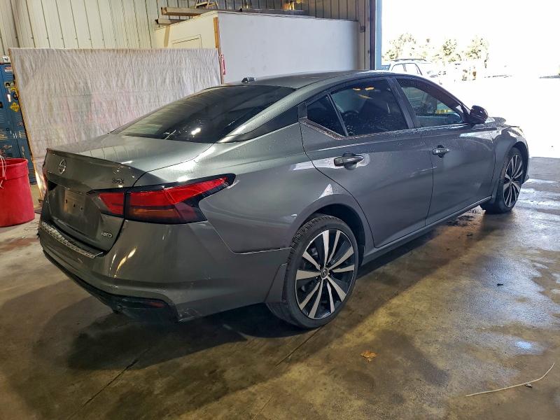 Photo 3 from auction – 2021 NISSAN ALTIMA SR with VIN 1N4BL4CW4MN386931
