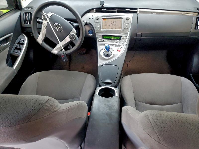 Фото 8 с аукциона – 2015 TOYOTA PRIUS PLUG с VIN JTDKN3DP6F3068149