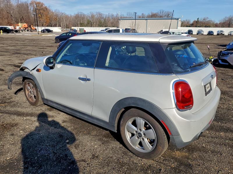 Photo 2 from auction – 2015 MINI COOPER with VIN WMWXM5C53F3B34404