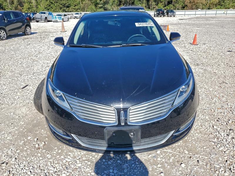 Photo 5 from auction – 2016 LINCOLN MKZ with VIN 3LN6L2G92GR602292