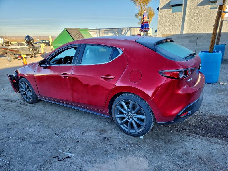 Photo 2 from auction – 2019 MAZDA 3 PREFERRE with VIN JM1BPAMM8K1119175