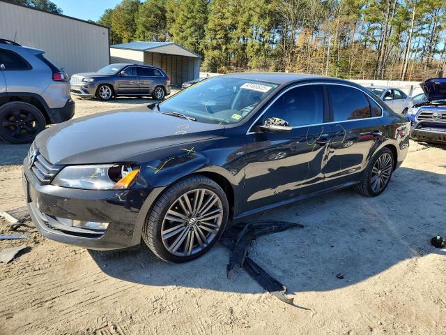 VOLKSWAGEN PASSAT SE 2014 with VIN 1VWBT7A34EC074610 - Photo from auction