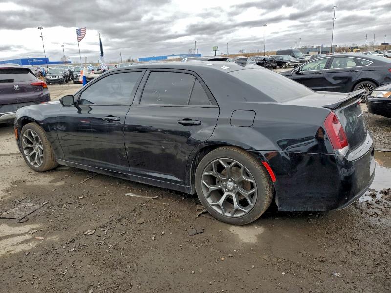 Photo 2 from auction – 2015 CHRYSLER 300 S with VIN 2C3CCABG7FH921371