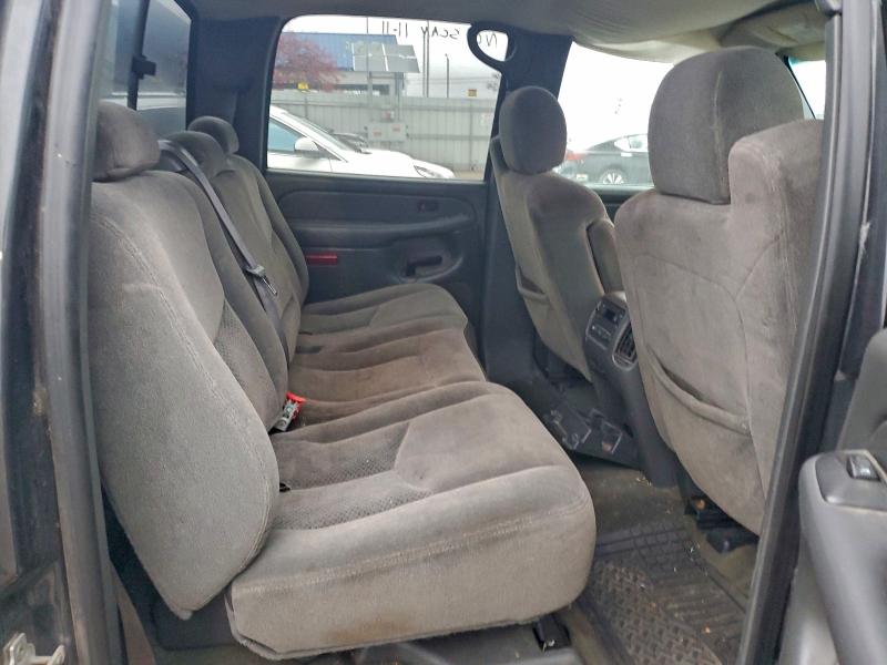 Photo 10 from auction – 2005 CHEVROLET SILVERADO with VIN 2GCEC13T251249002