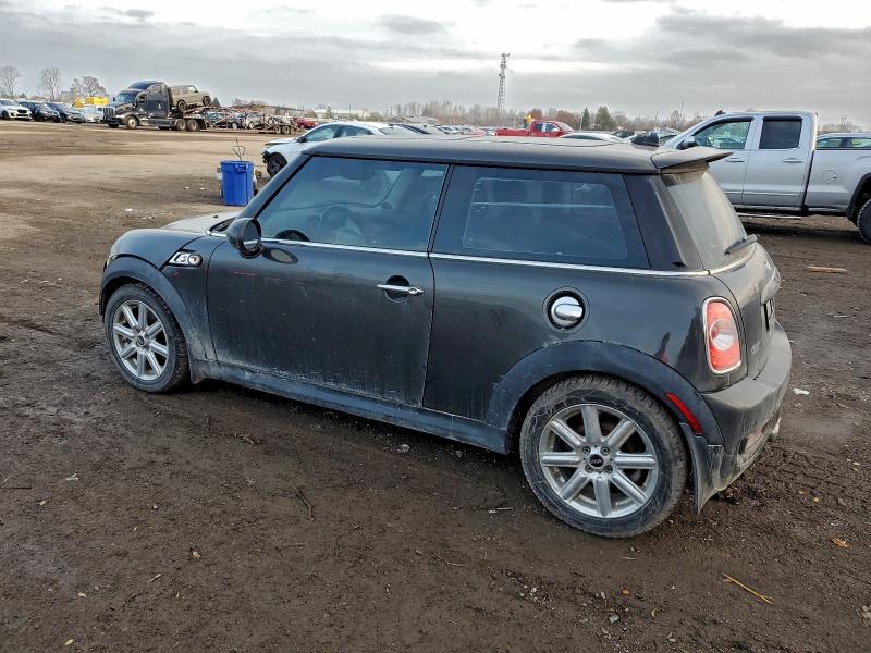 Photo 2 from auction – 2013 MINI COOPER S with VIN WMWSV3C50DT478603