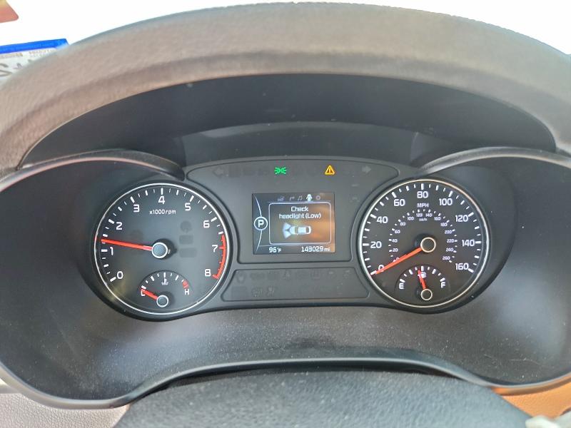 Photo 9 from auction – 2016 KIA OPTIMA EX with VIN 5XXGU4L39GG013077