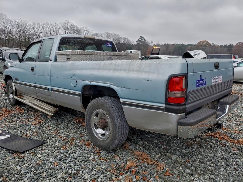 Photo 2 from auction – 1995 DODGE RAM 2500 with VIN 3B7KC23W2SM173305