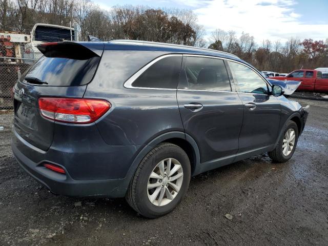 Photo 3 from auction – 2016 KIA SORENTO LX with VIN 5XYPG4A32GG059632