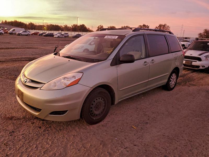 TOYOTA SIENNA 2008 with VIN 5TDZK23C28S181064 - Photo from auction