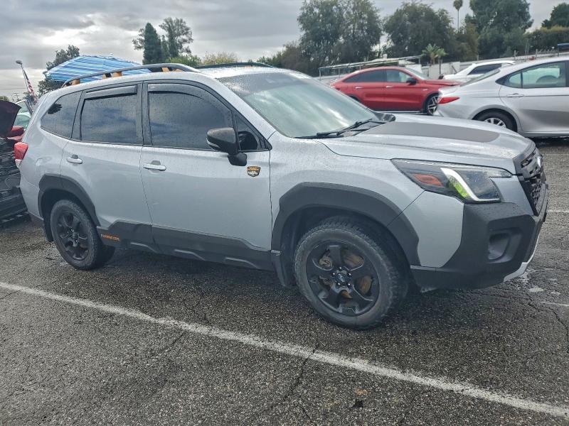Photo 4 from auction – 2022 SUBARU FORESTER W with VIN JF2SKAMC1NH400432