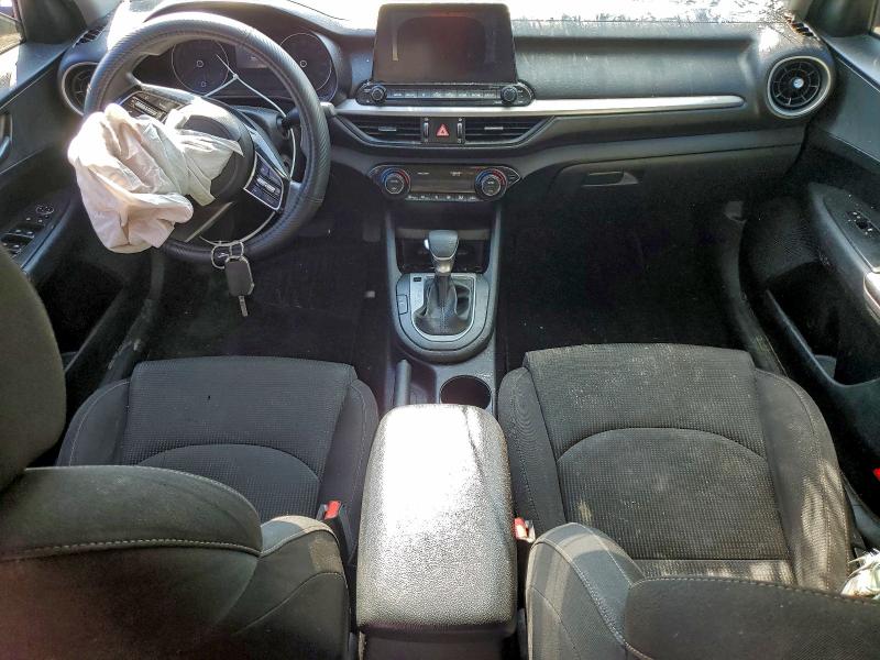 Photo 8 from auction – 2019 KIA FORTE FE with VIN 3KPF24ADXKE074307
