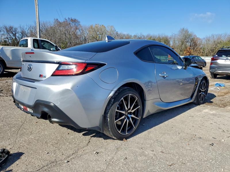 Photo 3 from auction – 2023 TOYOTA GR 86 with VIN JF1ZNBB10P9756353