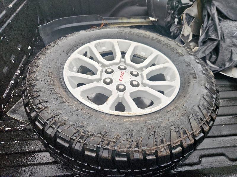 Photo 12 from auction – 2016 GMC SIERRA K15 with VIN 1GTV2MEC0GZ198661