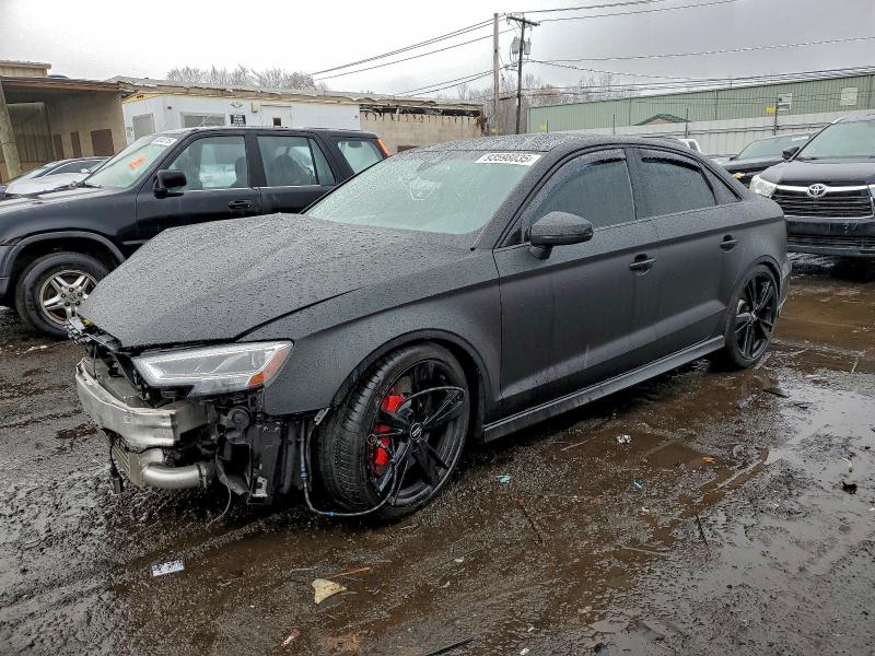 AUDI RS3 2019 with VIN WUABWGFF2KA907604 - Photo from auction