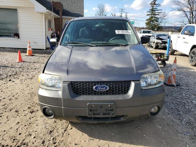 Photo 5 from auction – 2005 FORD ESCAPE XLT with VIN 1FMYU03155KA43137