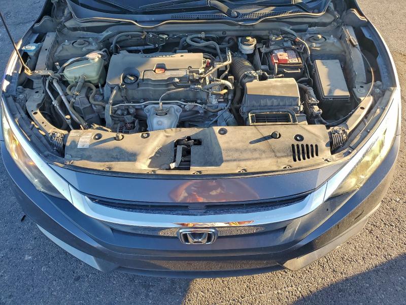 Photo 11 from auction – 2017 HONDA CIVIC LX with VIN 2HGFC4B05HH305878