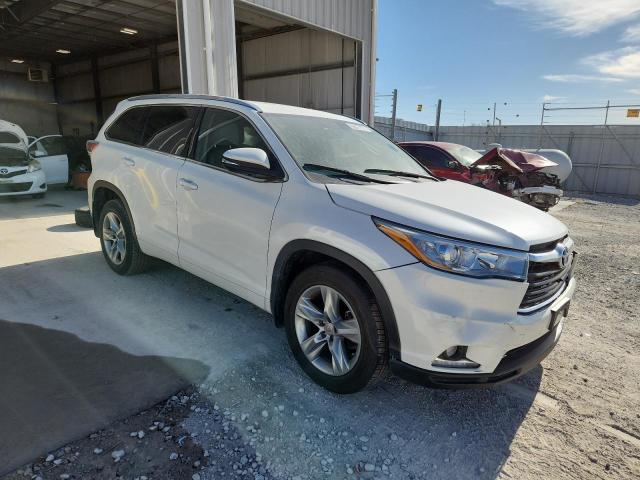 Photo 4 from auction – 2015 TOYOTA HIGHLANDER with VIN 5TDDKRFH0FS221858