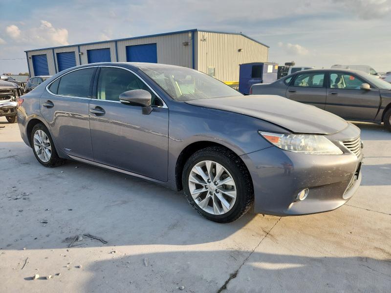 Zdjęcie 4 z aukcji – 2015 LEXUS ES 300H z VIN JTHBW1GG7F2100561