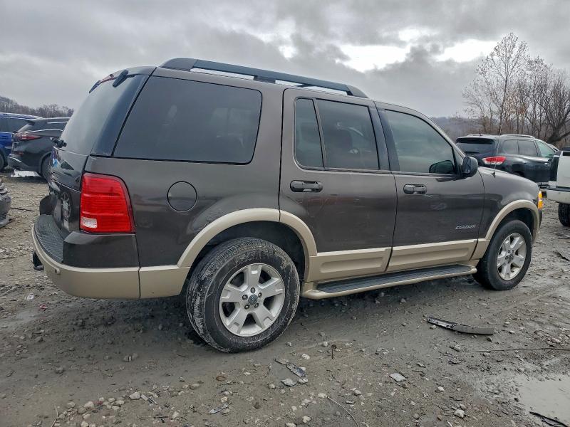 Photo 3 from auction – 2005 FORD EXPLORER E with VIN 1FMZU74K85UB26649