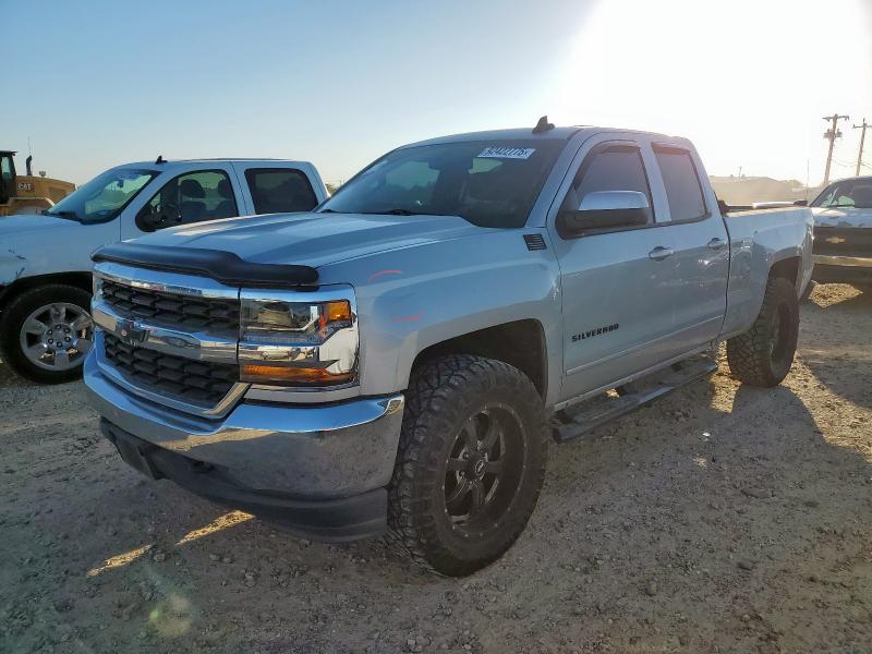 CHEVROLET SILVERADO 2018 with VIN 1GCVKREC0JZ287845 - Photo from auction
