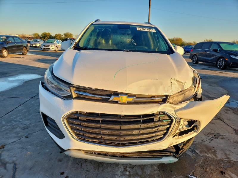 Photo 5 from auction – 2021 CHEVROLET TRAX with VIN KL7CJLSB1MB310076