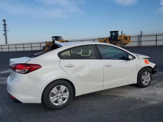 Photo 3 from auction – 2018 KIA FORTE LX with VIN 3KPFL4A73JE212386