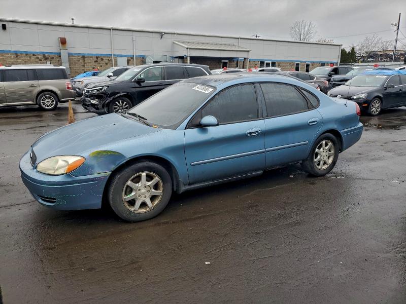 FORD TAURUS SEL 2006 مع رقم تعريف المركبة 1FAFP56U06A138336 - صورة من المزاد
