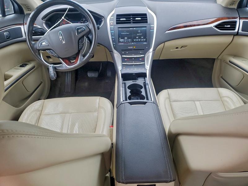 Photo 8 from auction – 2015 LINCOLN MKZ with VIN 3LN6L2J92FR628334