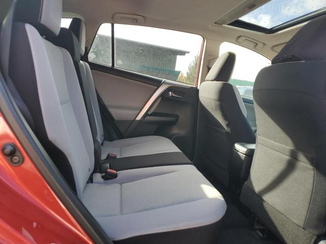 Photo 11 from auction – 2017 TOYOTA RAV4 XLE with VIN JTMRFREV4HJ122185