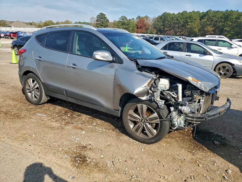 Photo 4 from auction – 2014 HYUNDAI TUCSON with VIN KM8JU3AG9EU831773