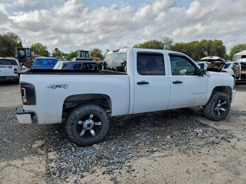 Photo 3 from auction – 2007 CHEVROLET SILVERADO with VIN 2GCEK13M071705867