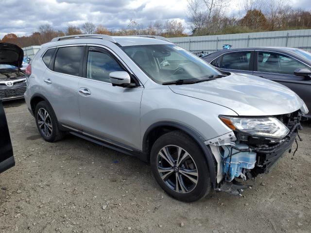 Photo 4 from auction – 2018 NISSAN ROGUE S with VIN 5N1AT2MV4JC797300