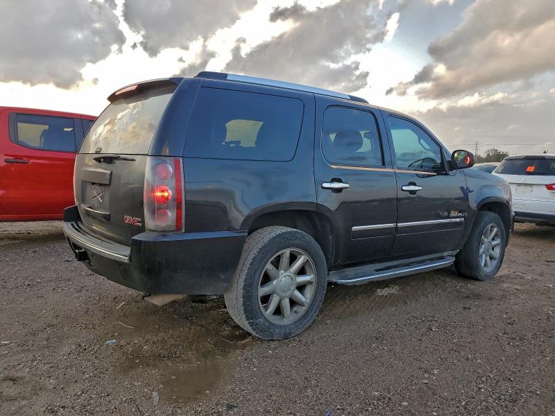 Photo 3 from auction – 2011 GMC YUKON DENA with VIN 1GKS1EEF5BR386465
